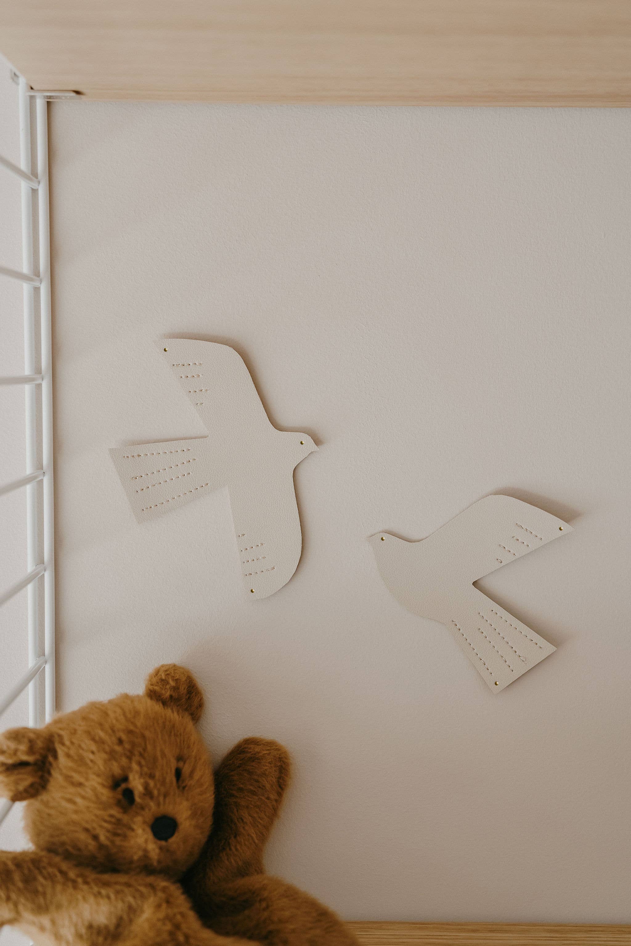 Zakuw - Wholesale Wall Accent - Decorative leather bird - size S3