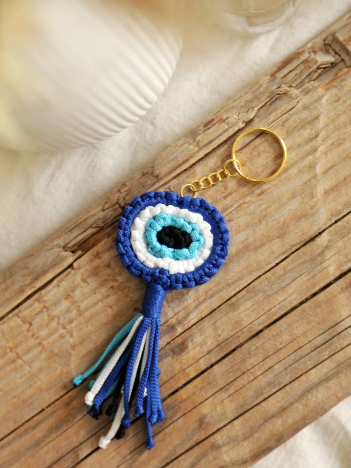 Amuleto de Protección de Macramé – Diseño de Ojo Turco para venta al por mayor de The Frenchie Knot
