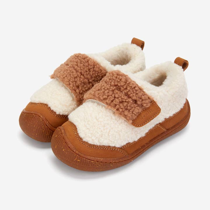 Nimo - Marron Glandé pour la vente par Woolly Kids