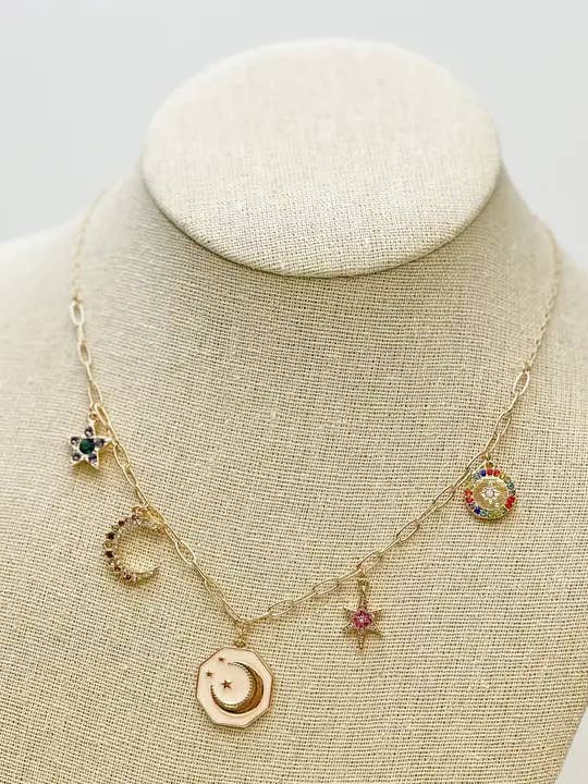 Collana a clip con ciondoli Celestial Charm per la vendita all'ingrosso da parte di Prep Obsessed Wholesale