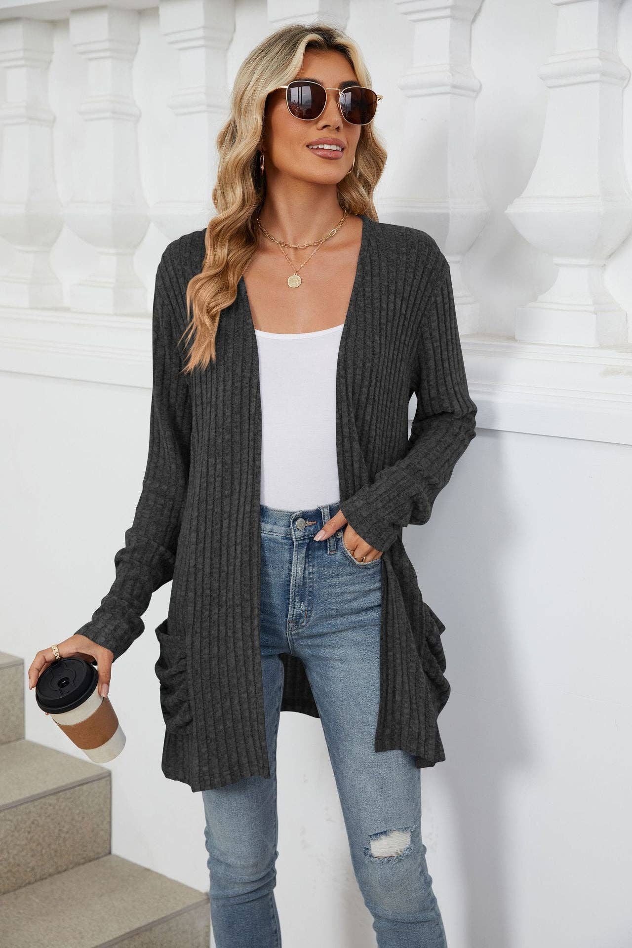 Suhkasana - Vendita all'ingrosso Cardigan - Donna - Top lavorato a maglia con cardigan a maniche lunghe e tasche semplici6