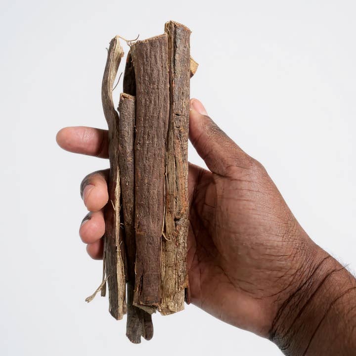 Écorce de Keng Securinega Virosa pour la vente par ELITEA