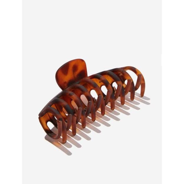 JOSSLYN by wall to wall - Wholesale Hair Clip - Women's - MATTE TORTOISE HAIR CLAW CLIPS | 40H500