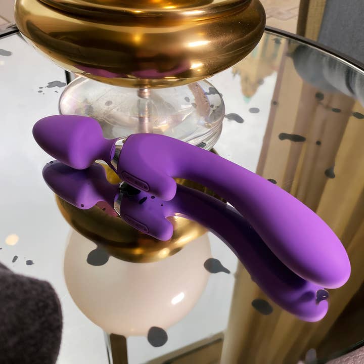 V For Vibes - Wholesale Sex Toy - Vesta – Dual-Head Magic Wand Vibrator3