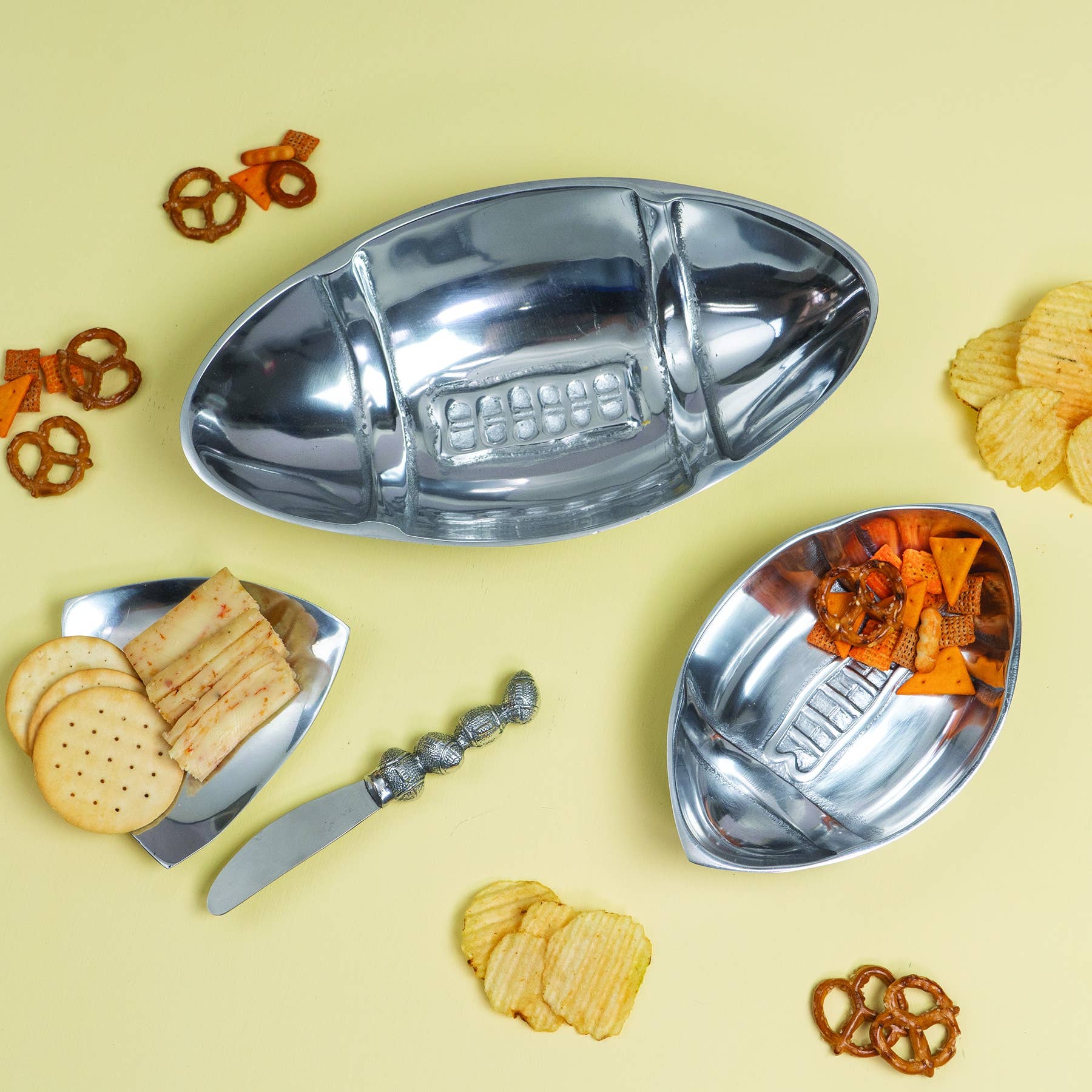 India Handicrafts Inc - Wholesale Condiment/Dip Bowl - Polished Aluminum Football Dip Bowl2