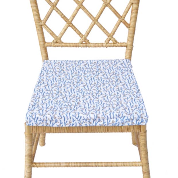 Ensemble de 4 chaises en osier Diamond Back pour la vente par The Enchanted Home