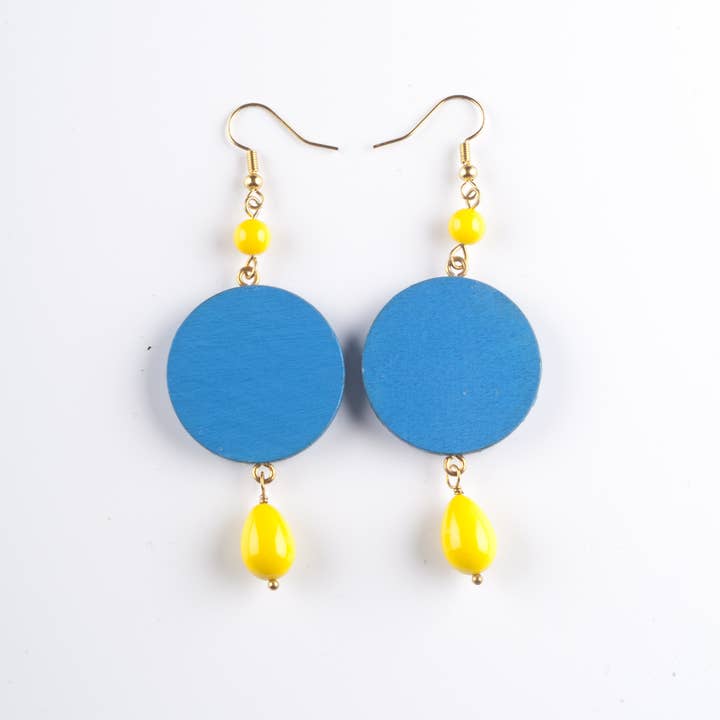 4everyday Handmade - Venta al por mayor Pendientes colgantes - Pendientes de madera y resina - Limones sobre fondo azul