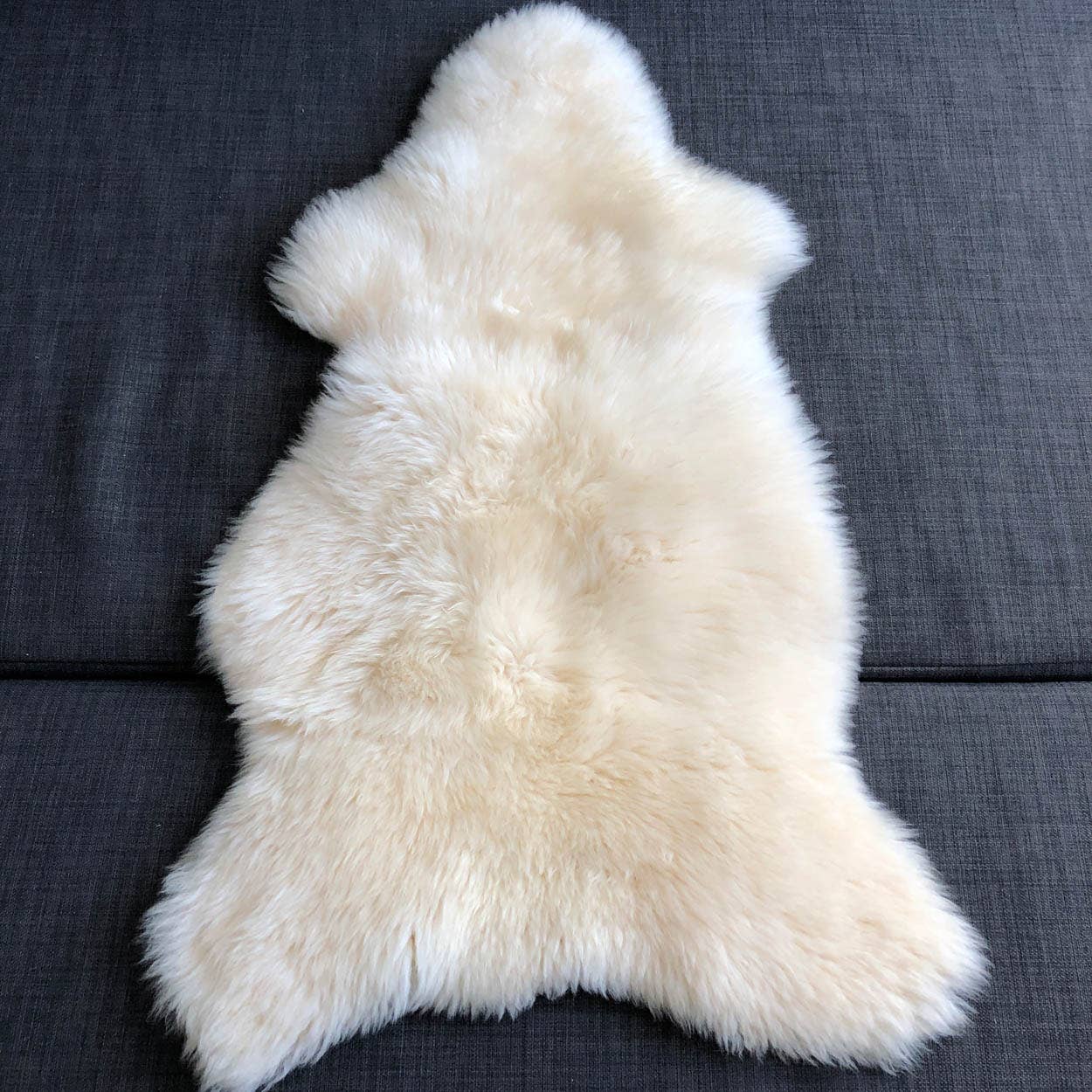 Wildash London - Wholesale Area Rug - British Ivory Cream White Sheepskin Rug - Medium3