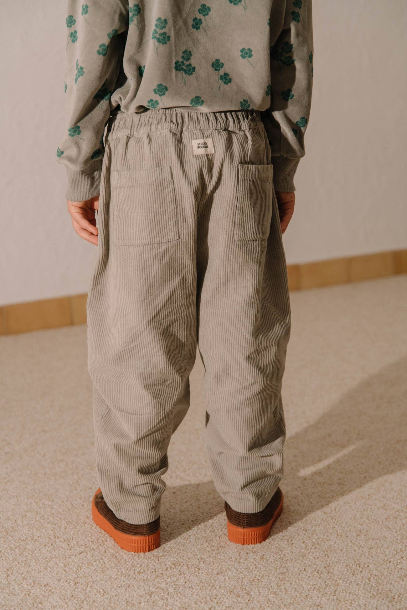 Studio Bohème Paris - Wholesale Pants - Kids - Grey Corduroy Carrot Pants2