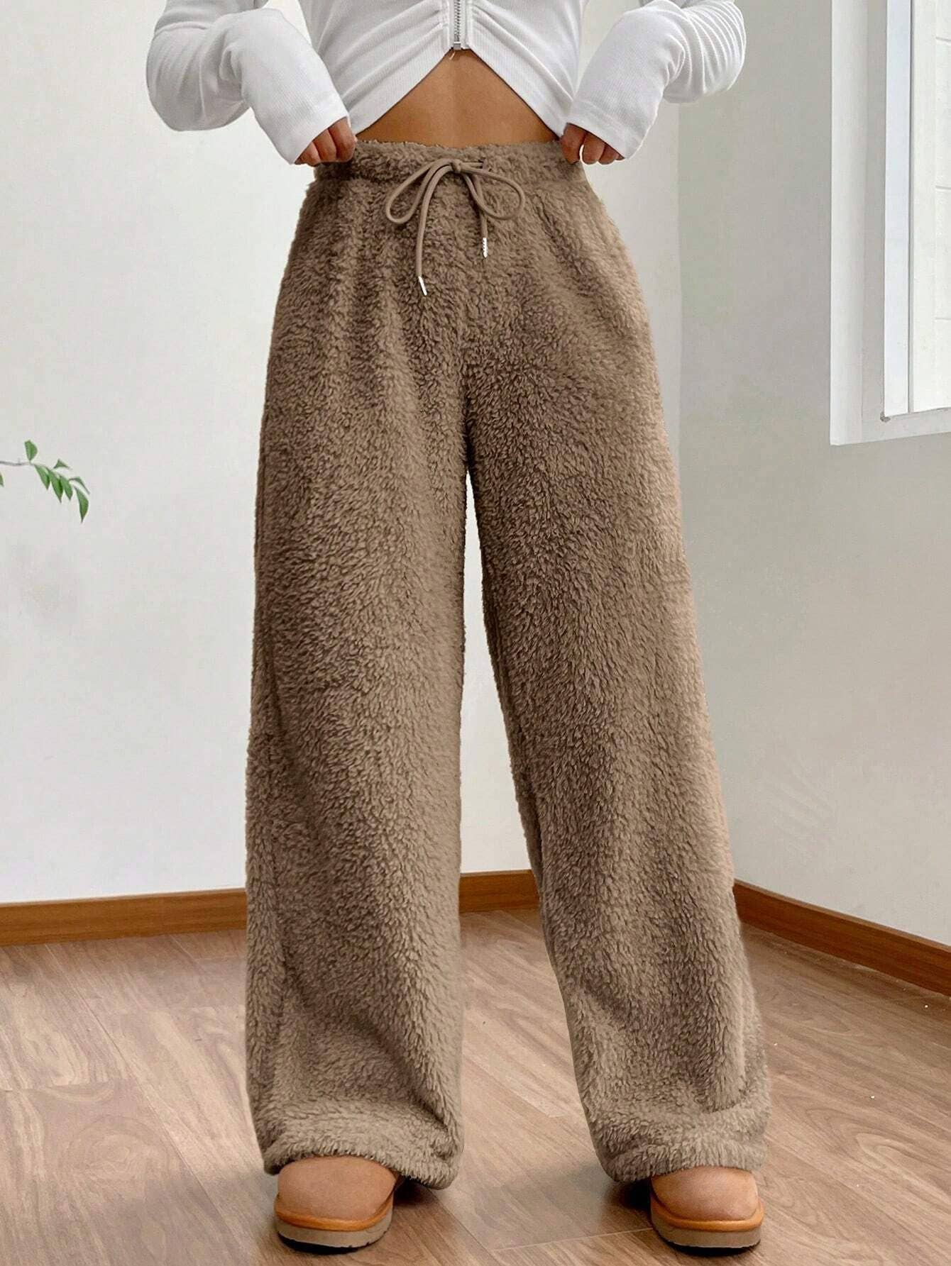Lily Clothing - Wholesale Pants - Women's - Solid-color fashionable plush fleece pants7