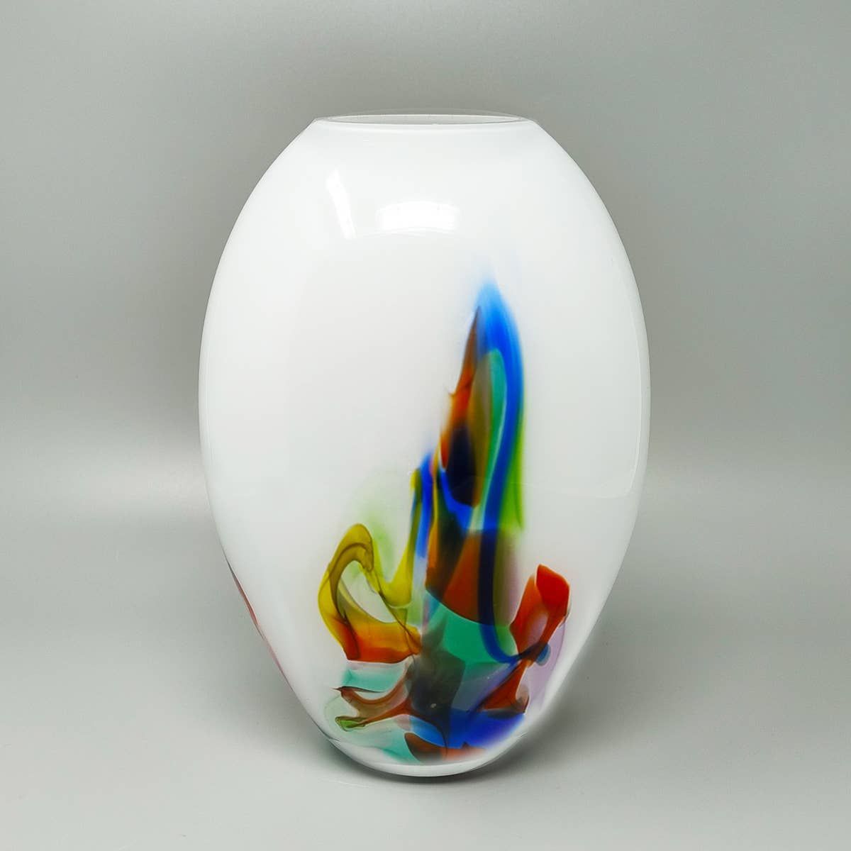 MadInteriorArt - Wholesale Vase - Splendid Vase from the 1970s Handcrafted in Murano Glass.1