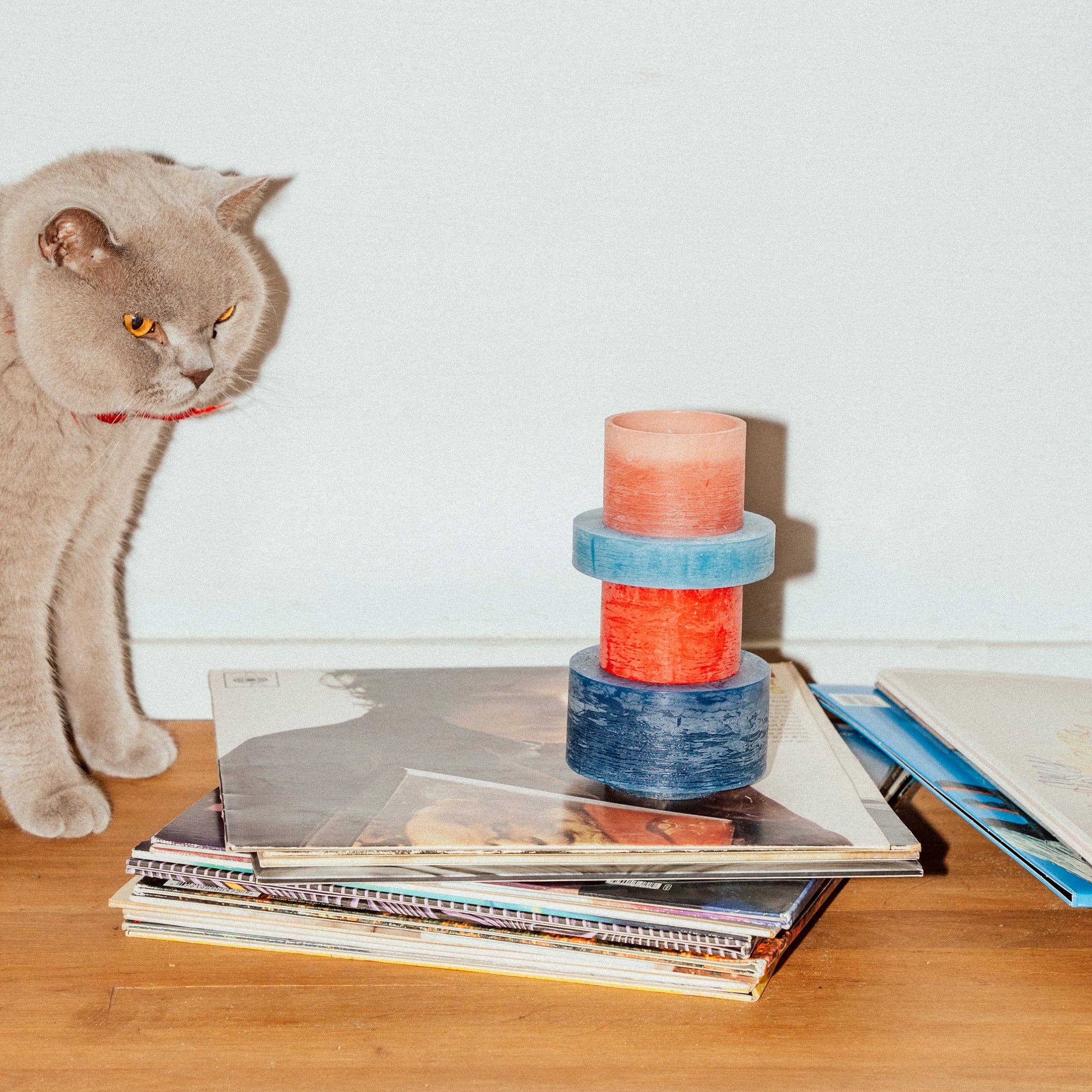 Stan Editions - Vendita all'ingrosso Candele a colonna - Candle Stack 04 - Rosso e Blu