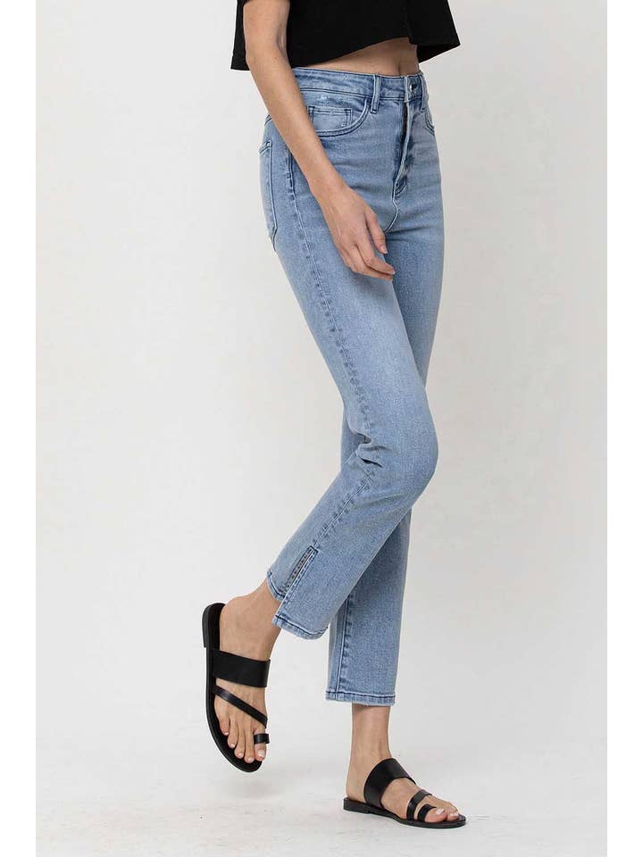 HA BARMHÄRTIGHET SUPERHÖGA RAKA JEANS MED CROP SIDE SLITS V2407 för wholesale på Faire