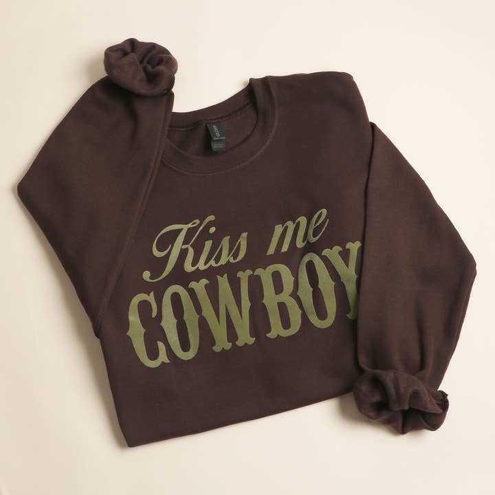 Fashion City - Wholesale Graphic Sweatshirt - Women's - KISS ME COWBOY Heavyweight Crewneck Sweatshirt2