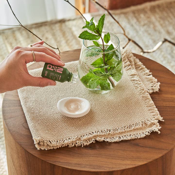 LOHN (No duties | Ships from CAN/USA) - Wholesale Essential Oil - LOHN Essential Oil Blend - NORD Black Spruce & Pine2