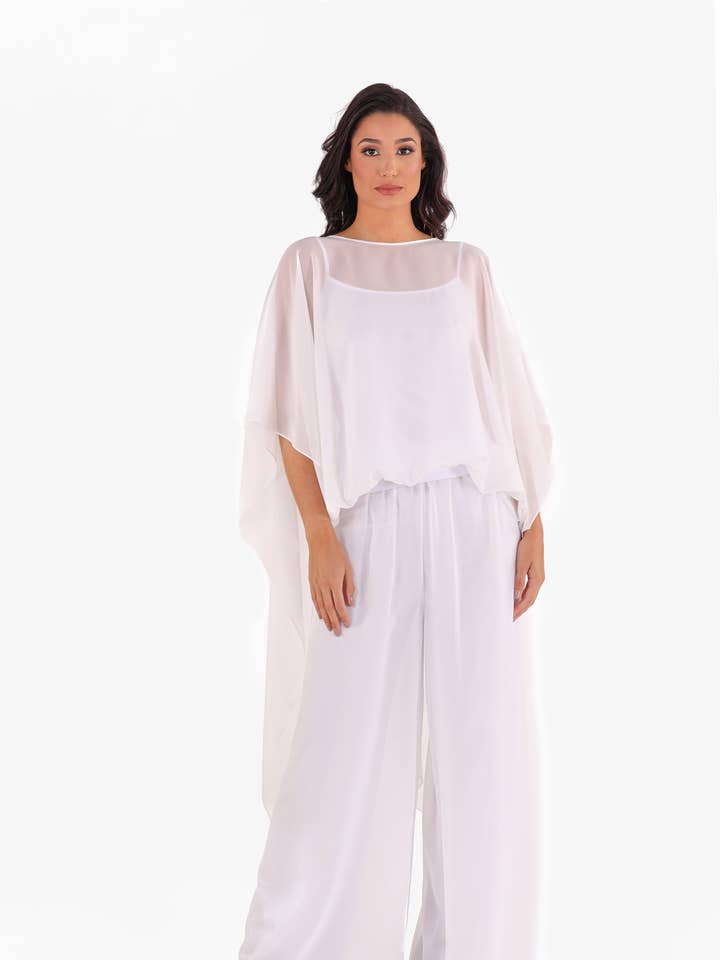 HAUT EN MOUSSELINE AVEC SURCOUCHE pour la vente par VKY&CO