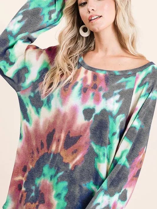 MOCHA/CARBÓN Top de felpa con estampado tie-dye BiBi y mangas abullonadas de venta al por mayor en Faire