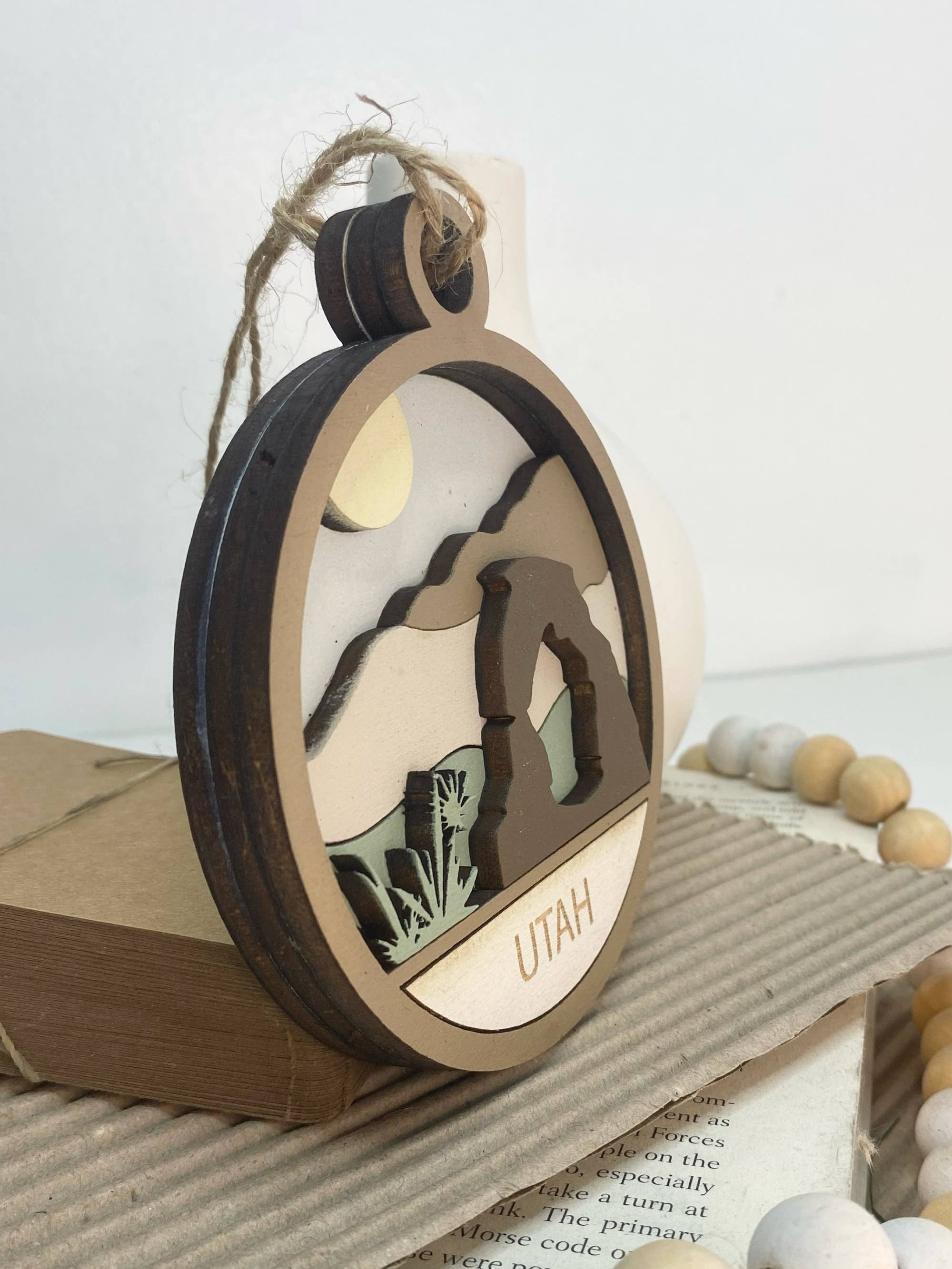 Pine Designs - Wholesale Ornament - Utah State Ornament or Gift Tag1