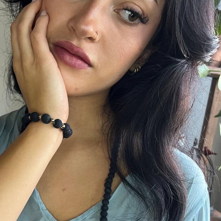 Humble Hilo – Großhandel Perlenarmband – Humble Hilo Sari Schmuck, Textilperlen- und Metallperlenarmband61