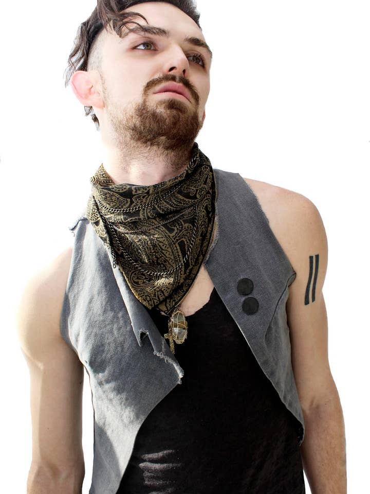 The Classic Jean Vest for wholesale by CHATEAU DE LION