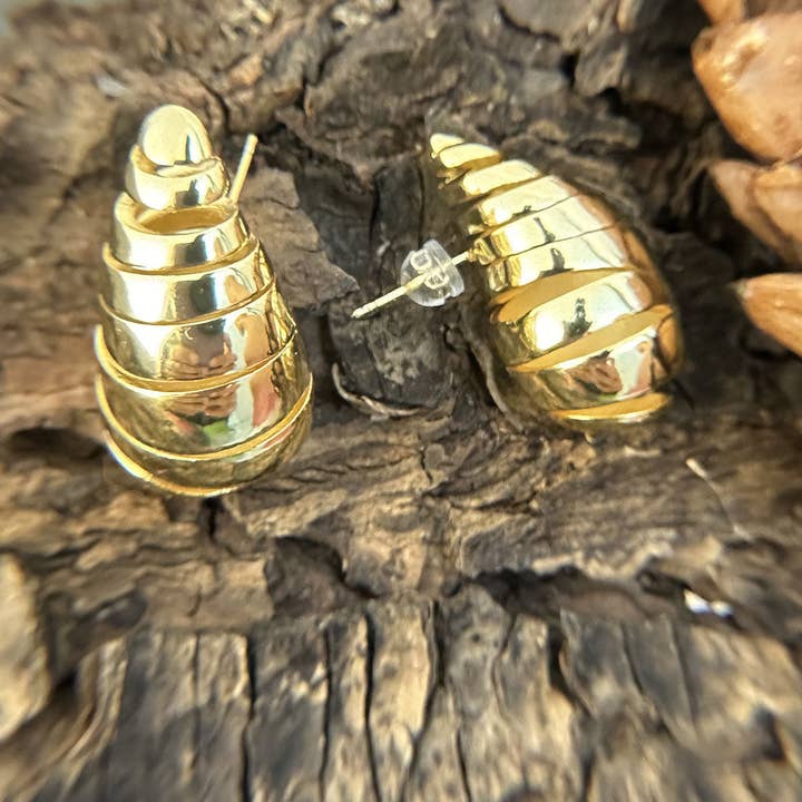14K Gold Spiral Stud Earrings for wholesale on Faire