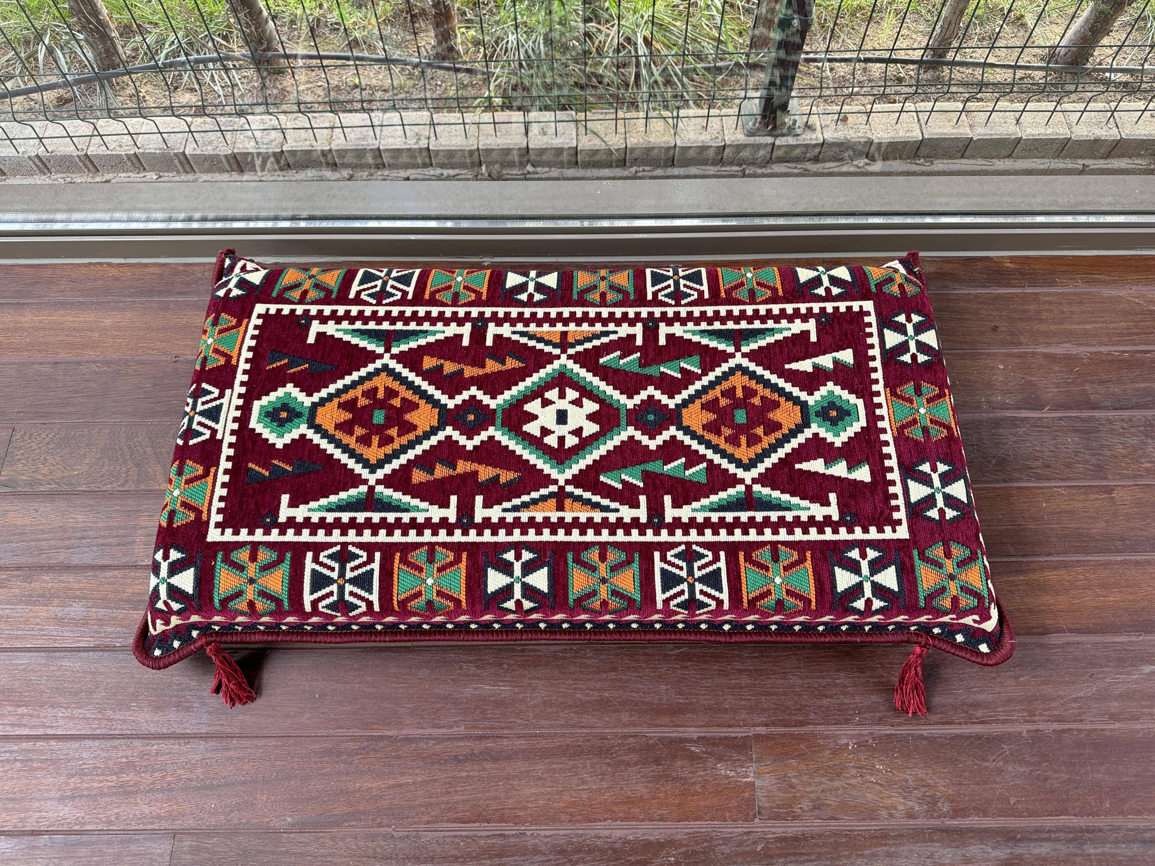 The Loom Wholesale – wholesale Sofa – Handmade Kilim Sofa Set for Rustic Floor Seating17