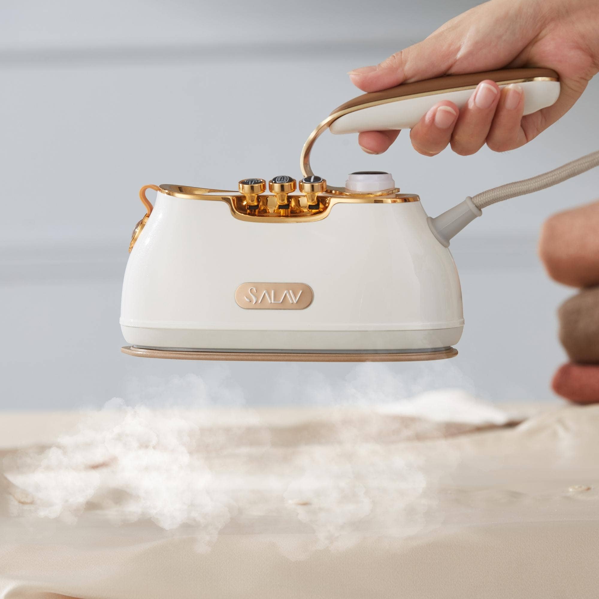 Salav-True & Tidy – wholesale Steamer – Retro Edition Duopress Steamer and Iron25