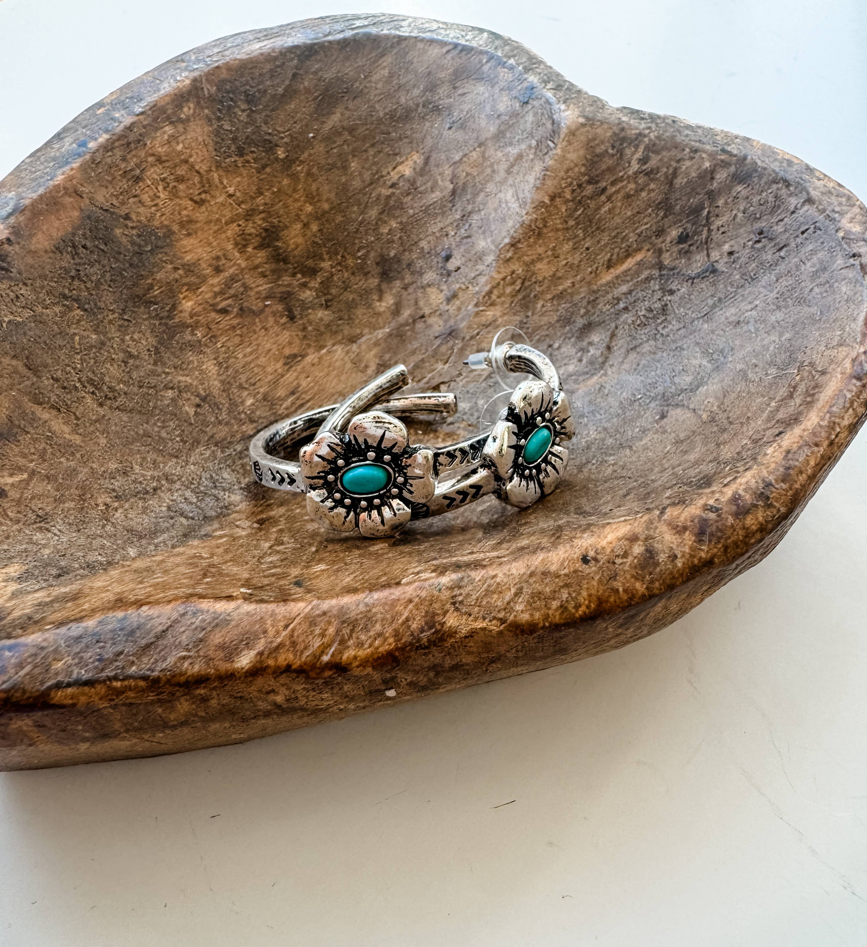 Boho Ranch Shop - Wholesale Hoop Earrings - 1.50” Western Flower Hoops Earrings 3