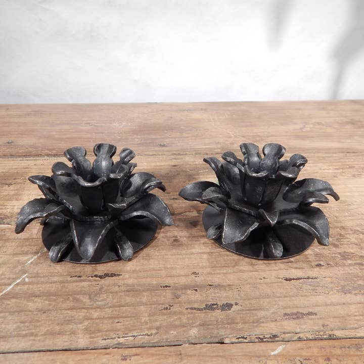 Blackthorne Forge – Engroshandel Lyseholder – Blomsterstearinlys par1