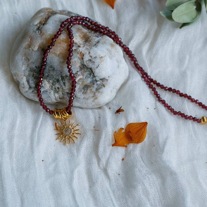 Sol Halsband för wholesale av Silbert Bijoux