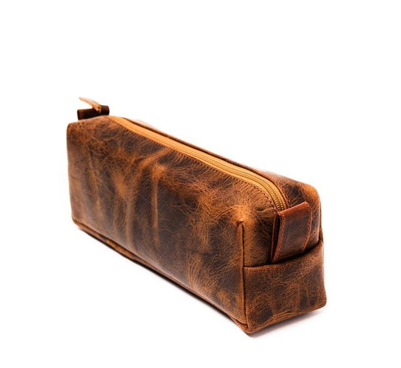Dotch Leather – wholesale Toiletry bag – men's – Vintage Leather Dopp Kit2