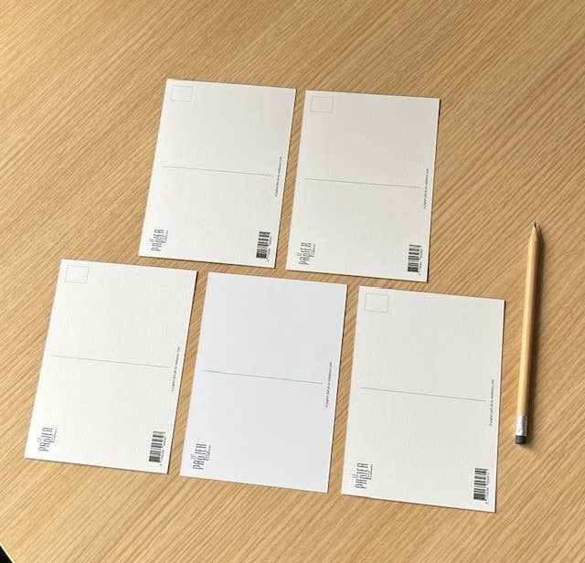 Le Papier Fait De La Résistance - Wholesale Postcard Set - SET of 5 postcards + 5 kraft envelopes4