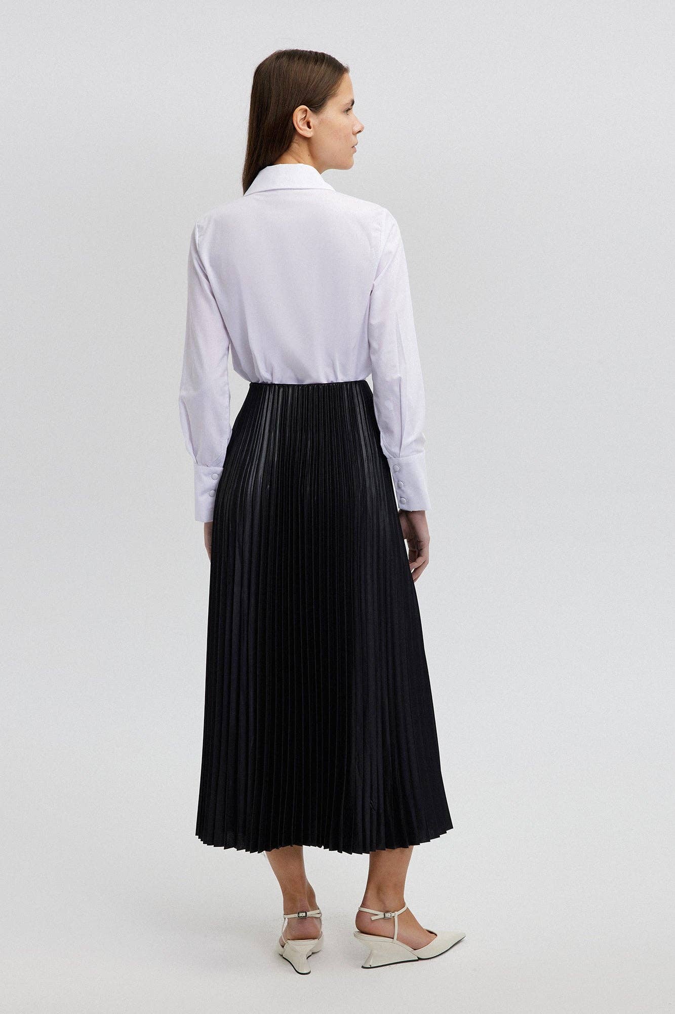 Black PLEATED SKIRT - MAXI LENGTH, HIGH WAIST for wholesale on Faire4