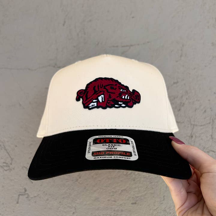 Southern Trend Clothing - Wholesale Trucker Hat - Unisex - Slobbering Hog Patch Hat