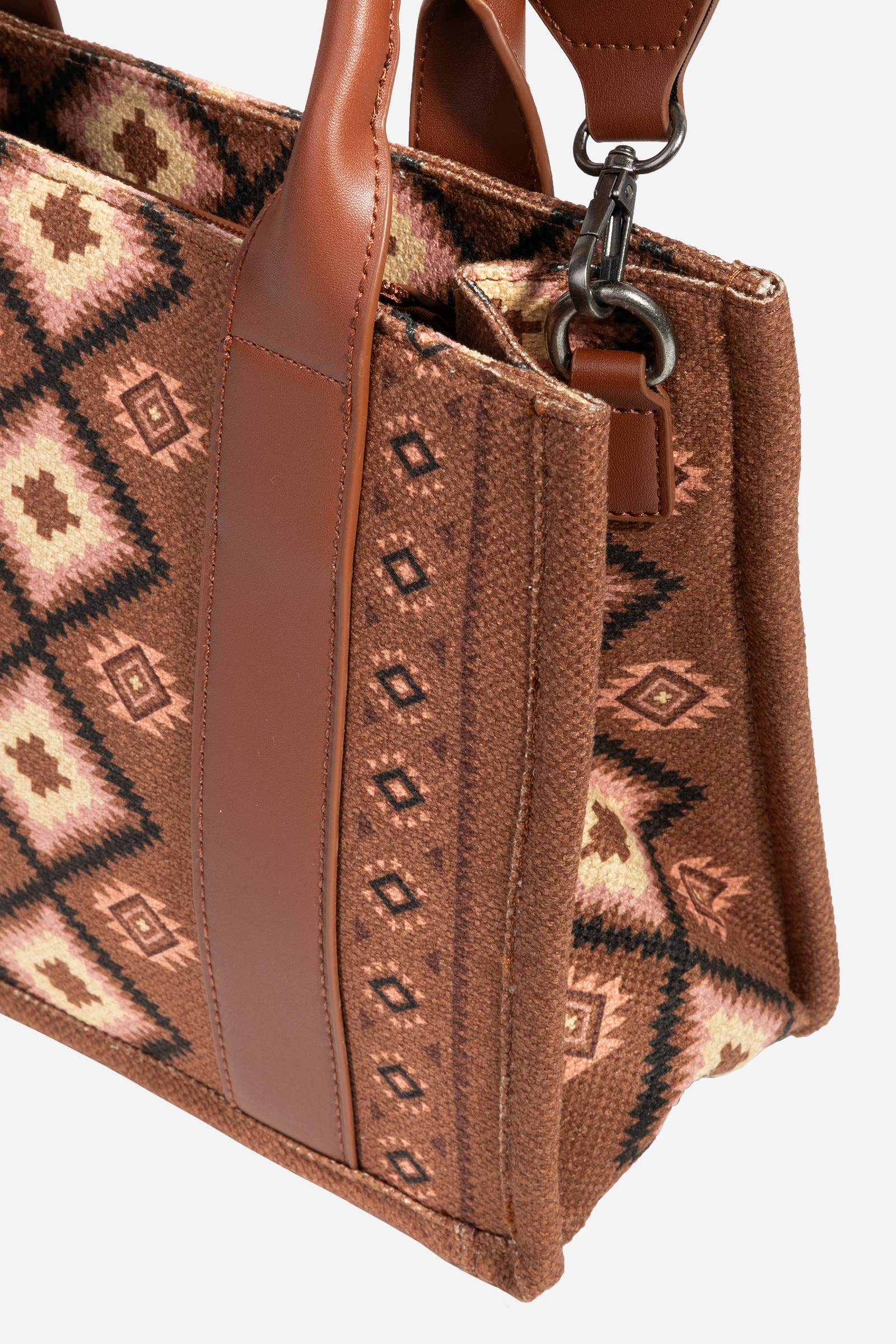 Collections by Fame Accessories – Sacola - Mulher por atacado – Bolsa quadrada com padrão boho western11