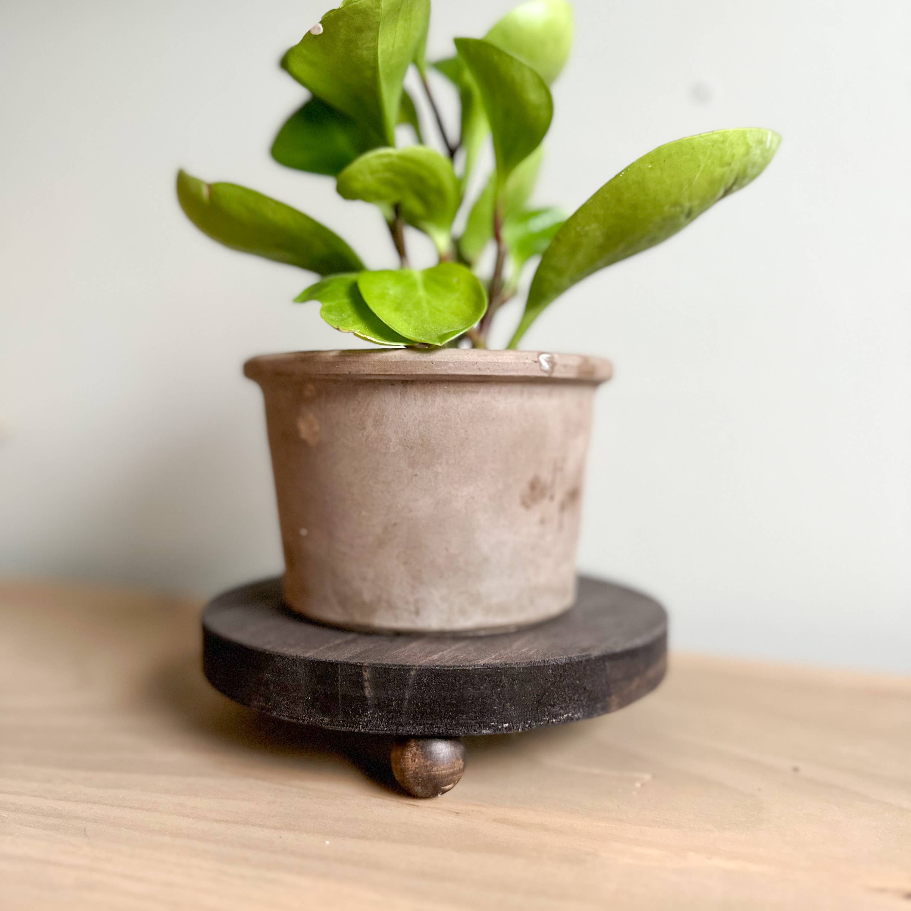 26&7Co. - Venta al por mayor Artículo decorativo de mesa - Elevador Redondo | Elevador de Pedestal | Soporte para Jabón | Soporte para Plantas2