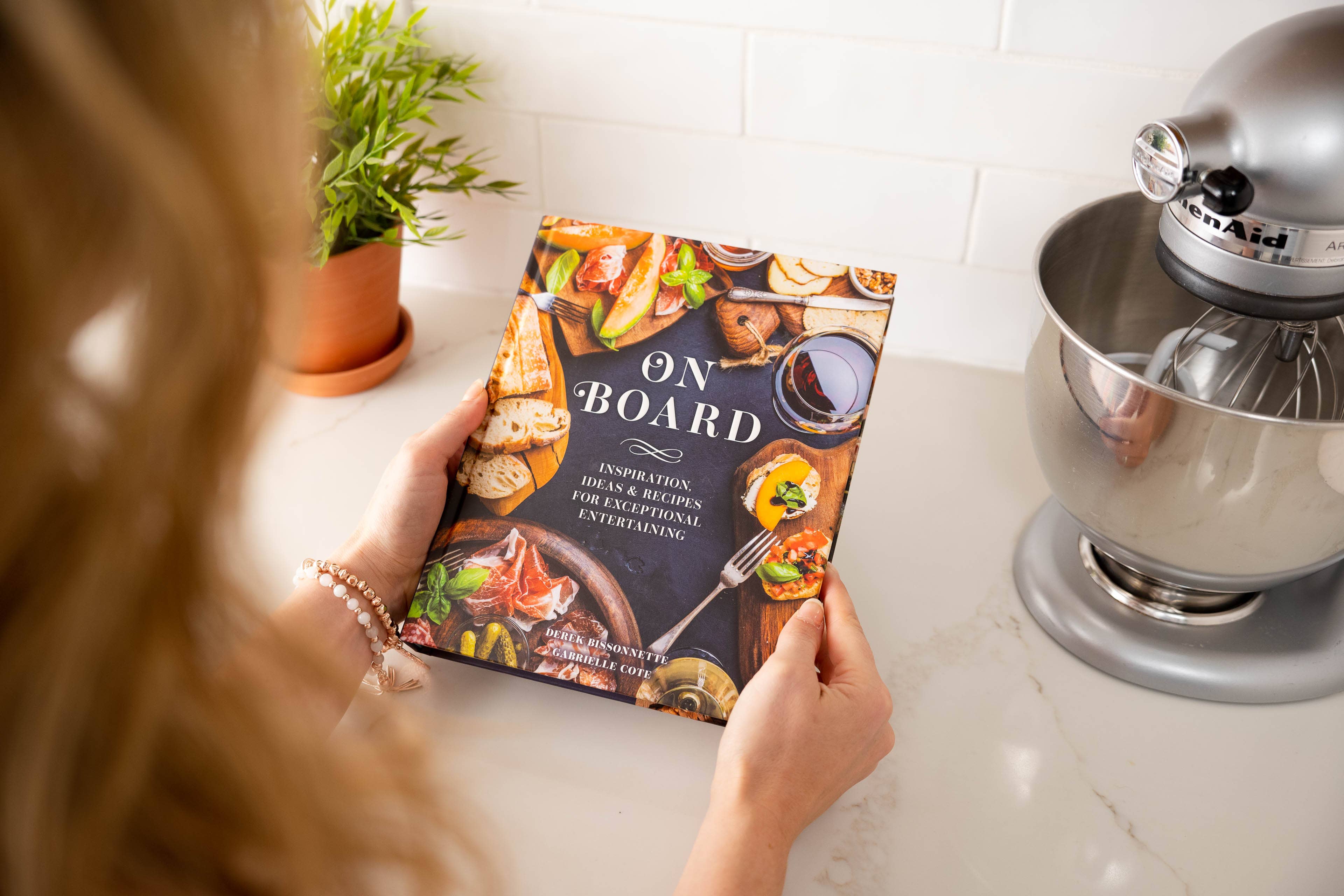 HarperCollins Focus - Wholesale Cookbooks & Food - On Board: Inspiration & Recipes for Entertaining7