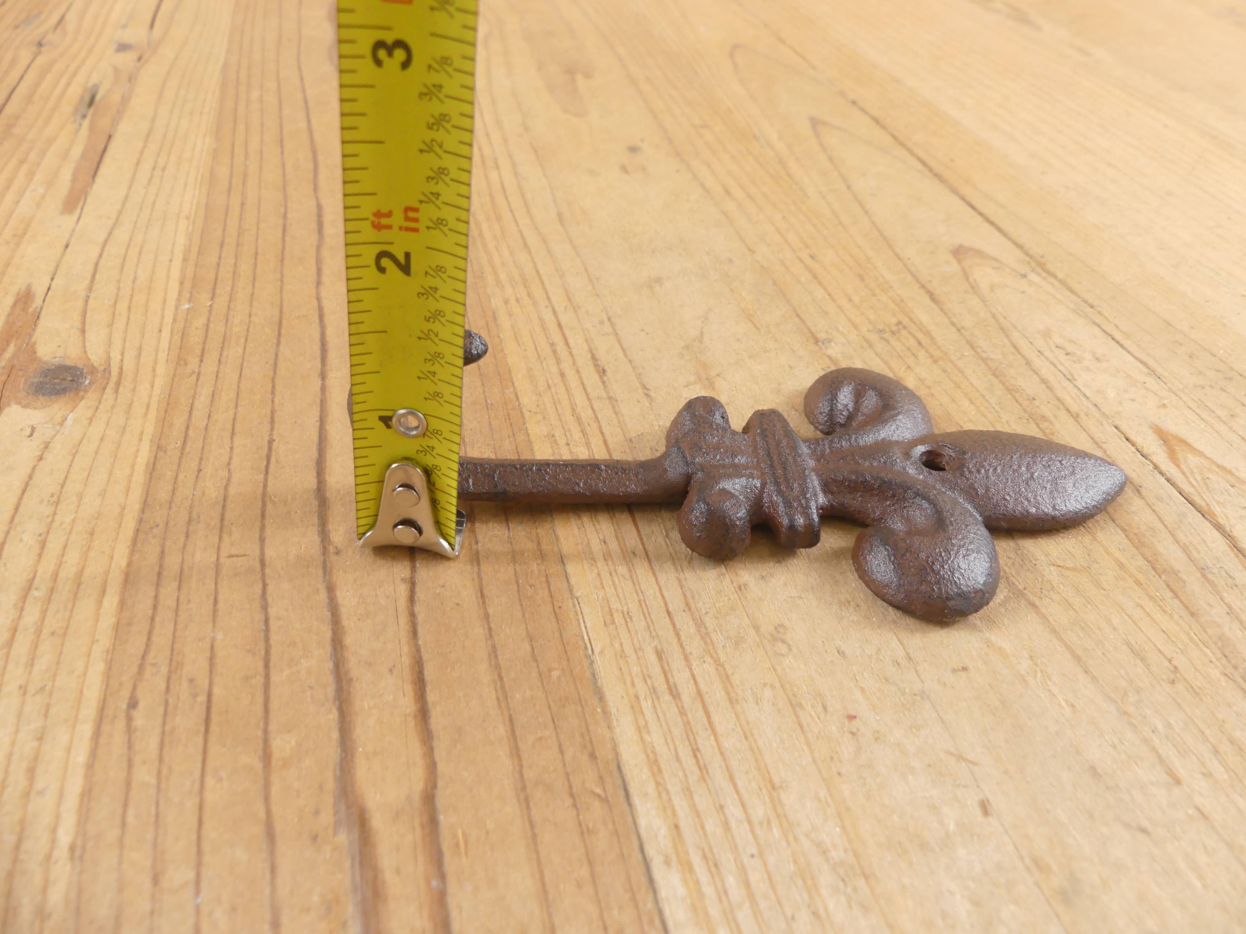 Midwest Craft House - Wholesale Wall Hook - Victorian Rustic Cast Iron Fleur De Lis Wall Hook,  5 1/2"5