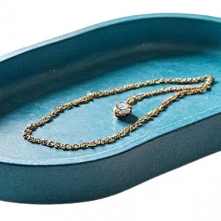 Plateau Ovale en Résine de Béton et autres tendances Résultats pour savon bleu turquoise en vente B2B. Retours gratuits et paiement à 60 jours sur Faire sur Faire.