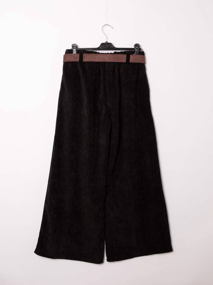 Pépouz' Paris - Wholesale Pants - Women's - Loose velvet trousers with belt PPN256815