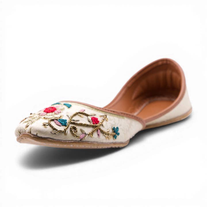 Gulkaar - Ivory Jutti for wholesale by Ujaala
