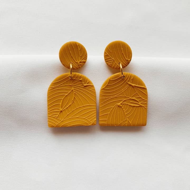 Lara | marigold yellow | for wholesale by imperfectly co