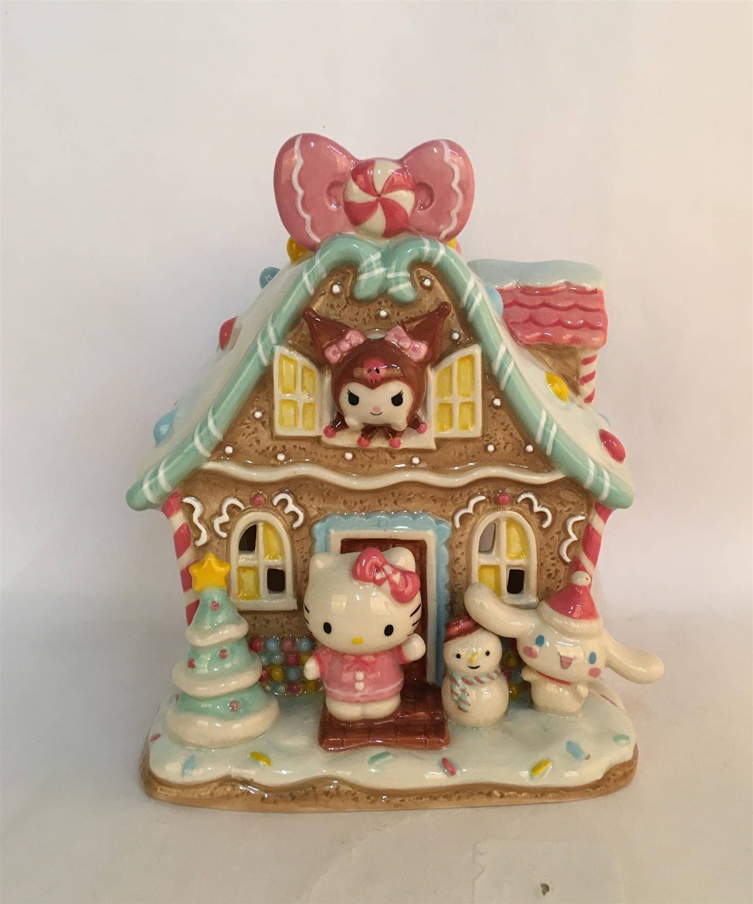 Blue Sky Clayworks - Vente Bougeoirs - MAISON DE BOUGIE GB NOËL HELLO KITTY & AMIS
