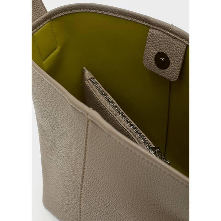 NALI' - Wholesale Shoulder Bag - Women's - TRACEY NEW BUCKET BAG + POUCH GREY - N644