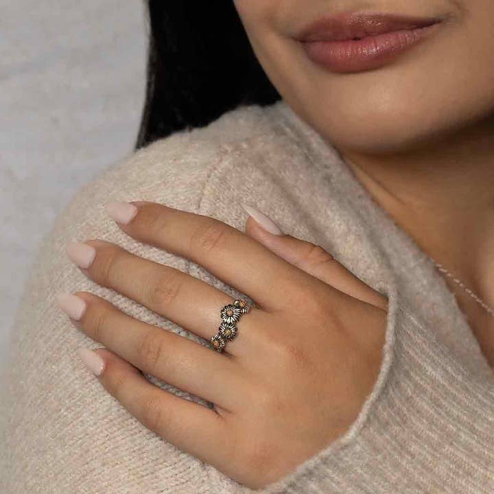 Nina Designs - Wholesale Band/Stacked Ring - Sterling Silver and Bronze Daisy Chain Ring1