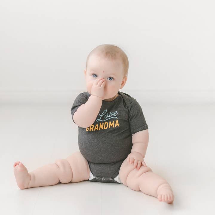 Sweetpea and Co. - Wholesale Bodysuit (Non-Footed) - Baby - I Love Grandma Baby Onesie, Mother's Day Gift, Baby Clothing