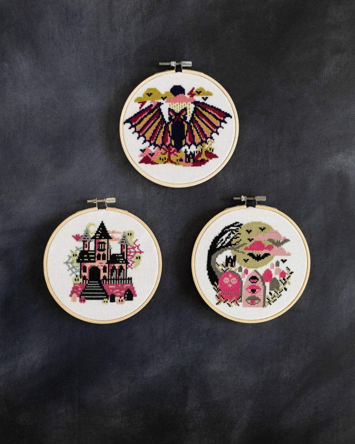 Innocent Bones – wholesale Craft sewing kit – 'The Haunted House' Cross Stitch Kit4