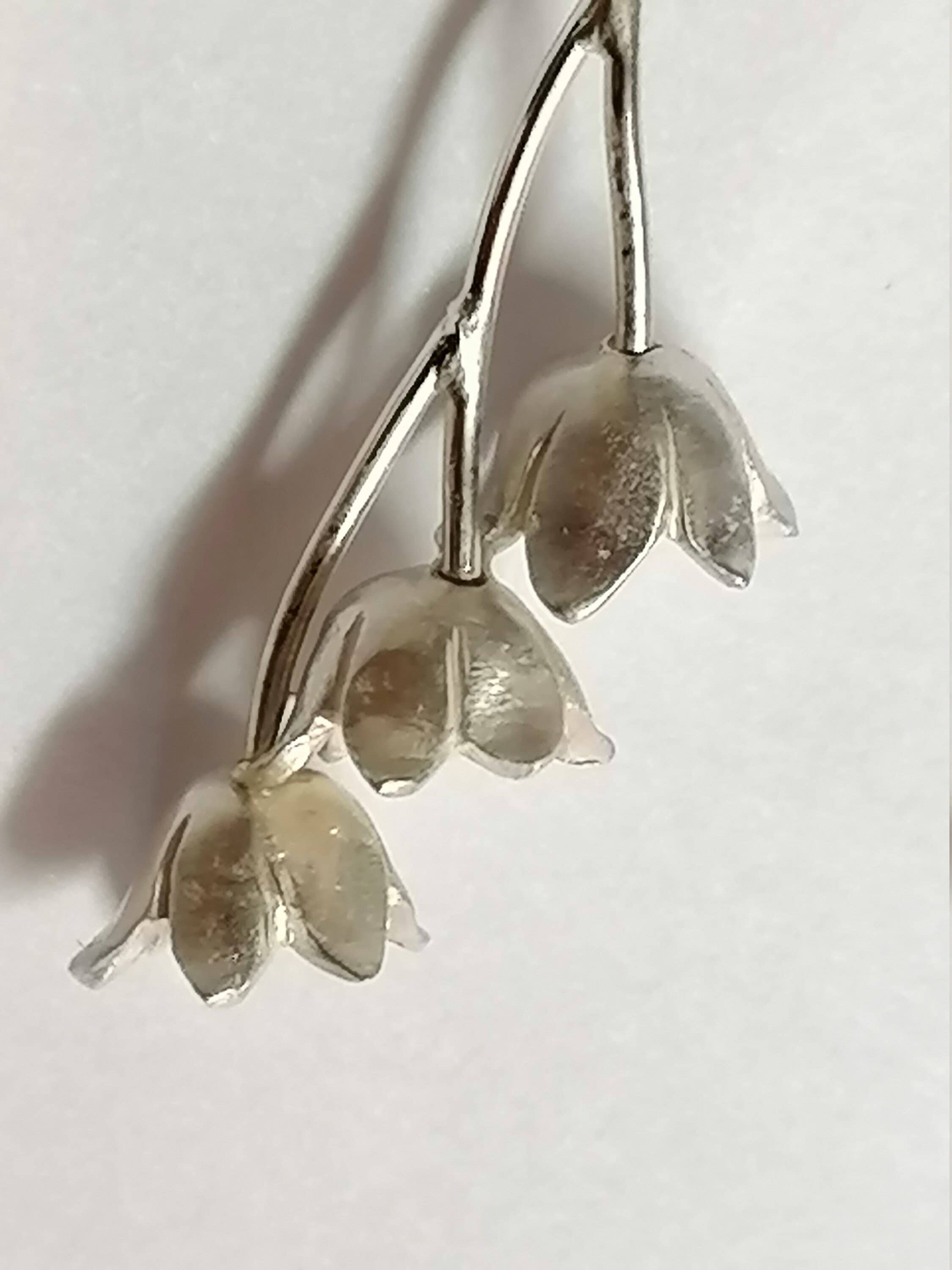 Andrew O'Dell Jewellery – Engroshandel Hængeøreringe og creoløreringe – Lily of the Valley øre dråber håndlavet af Sterling sølv3