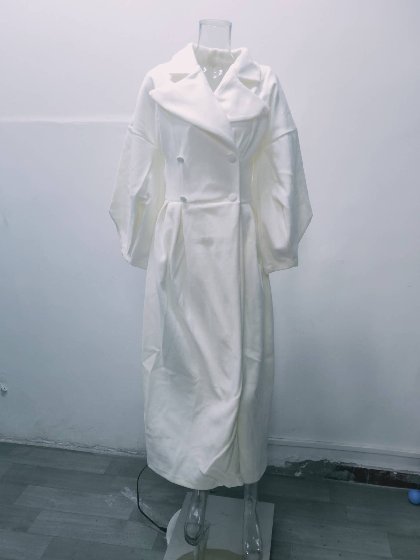 Rosa Clothing - Wholesale Coat - Women's - Balloon sleeves Lapel tweed long coat13