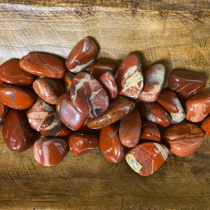 Diaspro rosso burattato per la vendita all'ingrosso da parte di The Ratchet Gypsy